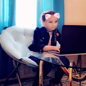 Meet your Posher, Haleema